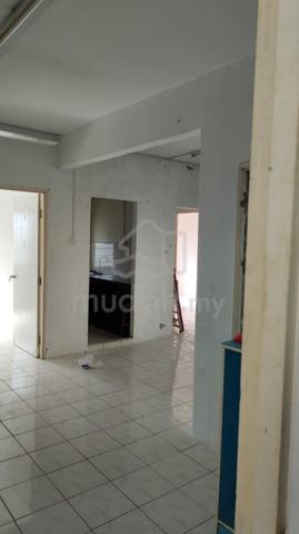 Palma Apartment (Bandar Country Homes) 1