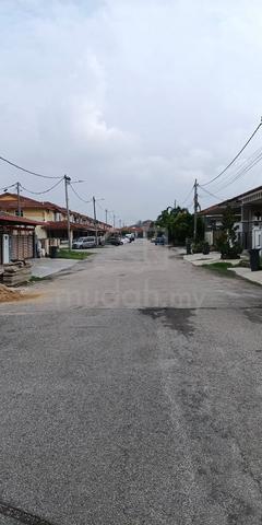 2 Sty Renovated Hse Near Bt. Berendam with CCTV 1