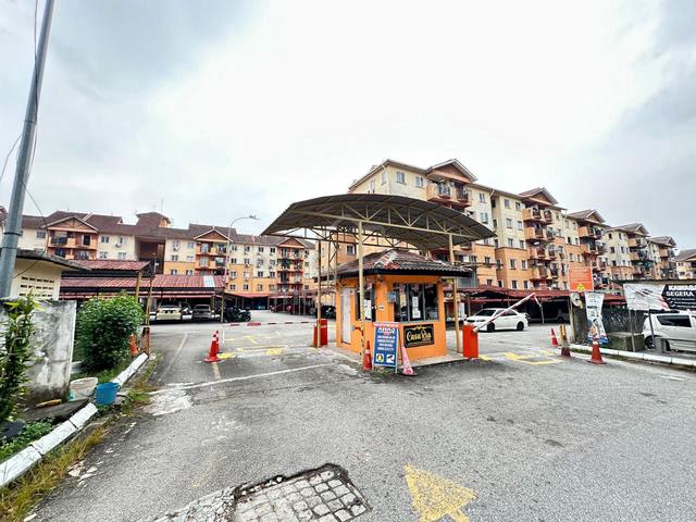 Casa Ria Apartment, Bandar Country Homes 1