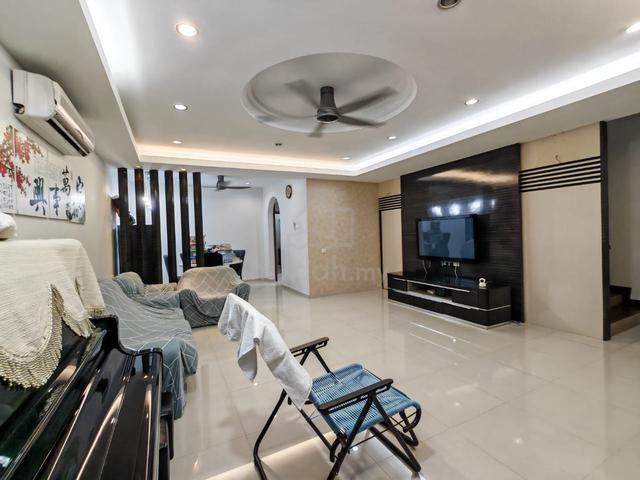 Permas Jaya Double Storey / Below Market Unit / Masai 1