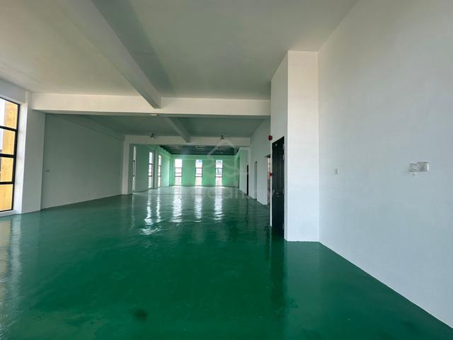 3 Storey Semi Detached Factory @Serenia City Cipta 3A For Rent 1