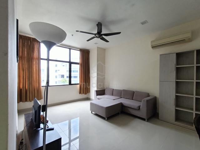 E Suite-Designer Suite @ Emerald Avenue 1