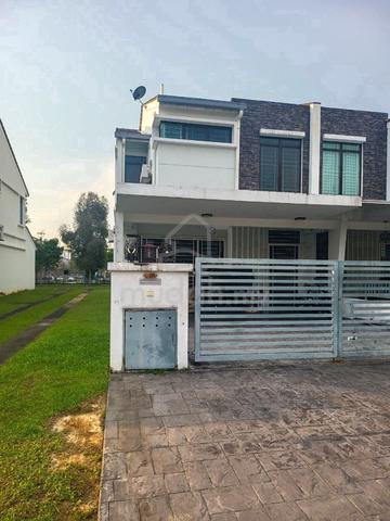 End lot Ceria Residence, Cyberjaya – Double Storey partly furnished 1