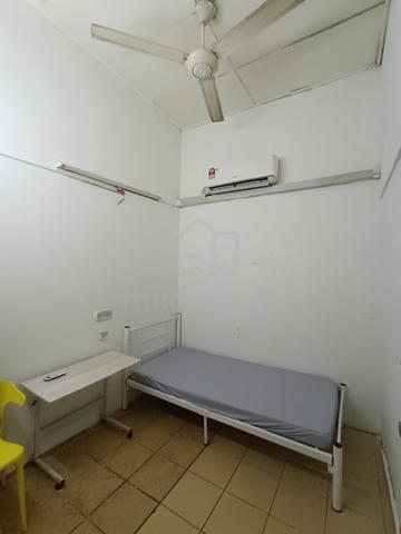 Damansara Utama Room | Walk to Uptown Hotspots 1
