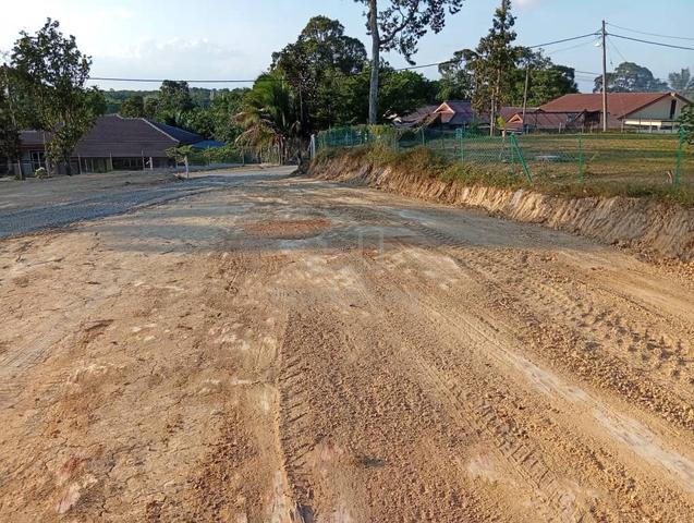 Baki 5 Lot Banglo 5,863 kps Pertanian Fhold Non Bumi area Bemban Jasin 1