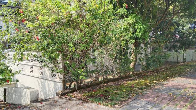 End Lot SemiD 2 Tingkat Astana Permai, IM12 - Near UIA|Gated&Guarded 4