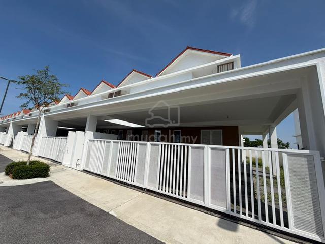Batu Kawan Viluxe Residence G/G Intermidiate Corner Large Terrace Unit 1