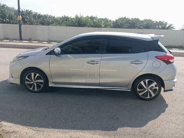 2021 Toyota YARIS 1.5 - 4