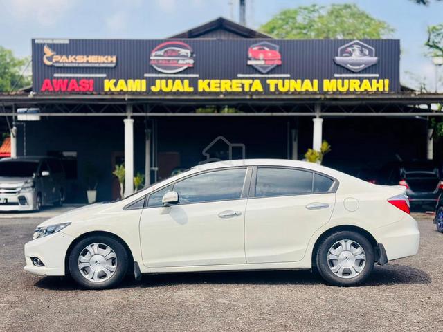 2013 Honda CIVIC 1.5 (HYBRID) (A) - 2