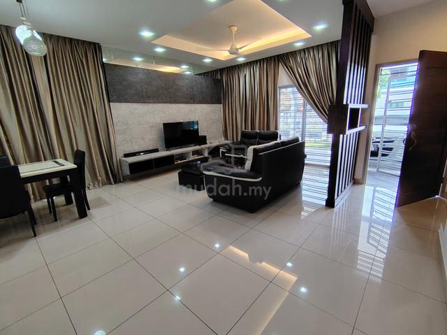 Nusa duta double storey cluster 4 bedroom 4 toilet house Bukit Indah 1