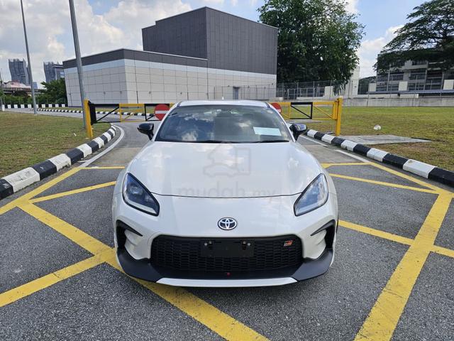 2022 GR86 2.4 RZ (M) Grade 4.5, 18K km Ori Mileage - 2