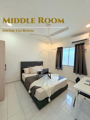 Sri Aman Block 6 Female Middle Room Bayan Lepas Near Relau Furnished 1
