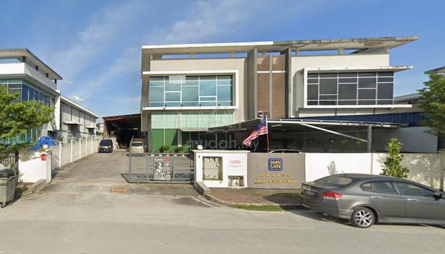 1.5 storey factory @ BDR RINCHING SEKSYEN 5,SEMENYIH 1
