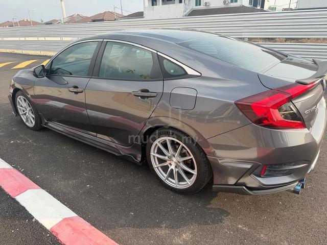 2016 Honda CIVIC 1.8L i-VTEC (A) - 2