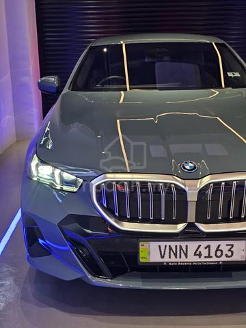 Bmw I5 EDRIVE40 M SPORT 5 Series Local Free Servic - 4