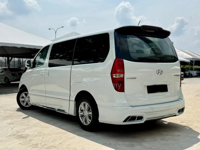12 SEAT⭐Hyundai GRAND STAREX 2.5 (A) CAR KING - 3