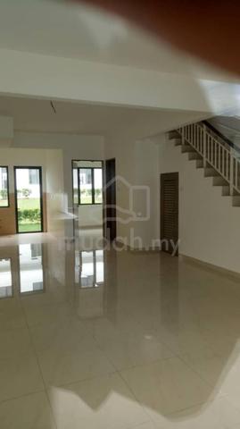 GOOD CONDITION 2 Storey Terrace Aster Diamond City, Semenyih 5