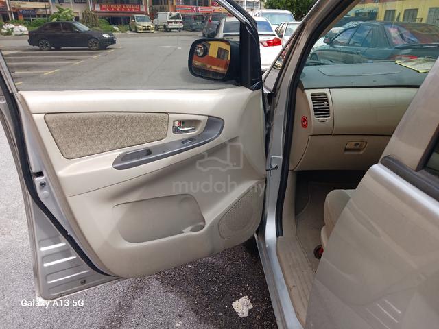 2015 Toyota INNOVA 2.0 AUTO MPV - 5