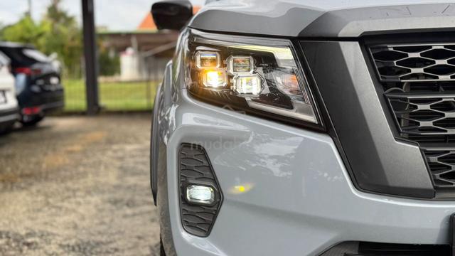 2023 Nissan NAVARA 2.5 PRO-4X AWD (A)F/S 30KMIL - 4