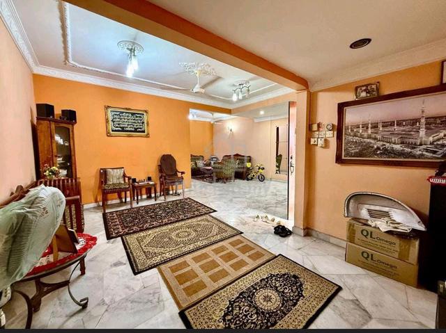 Extended Double Storey Link USJ 11 Subang Jaya 1