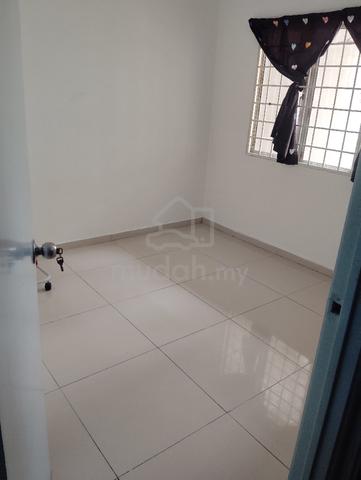 Room to rent  1
