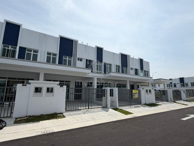 Perjiranan 14 @ Bandar Dato Onn • 2-Storey House •  Brand New Unit 1