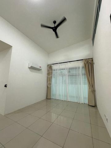 For Rent | Hijauan Valdor | Single Storey Semi D |Gated Guarded House 1