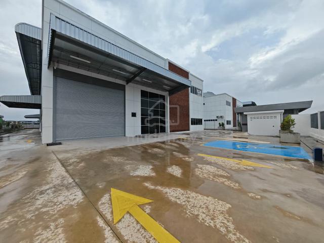 DETACHED FACTORY @ PUNCAK ALAM 600AMP  -For Rent 工厂出租 1