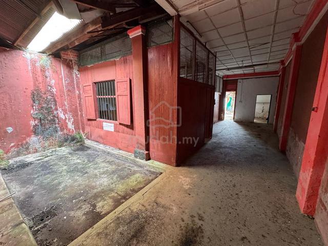 FREEHOLD GOOD LOCATION Single Storey Terrace Bandar Hilir Ujong Pasir 1