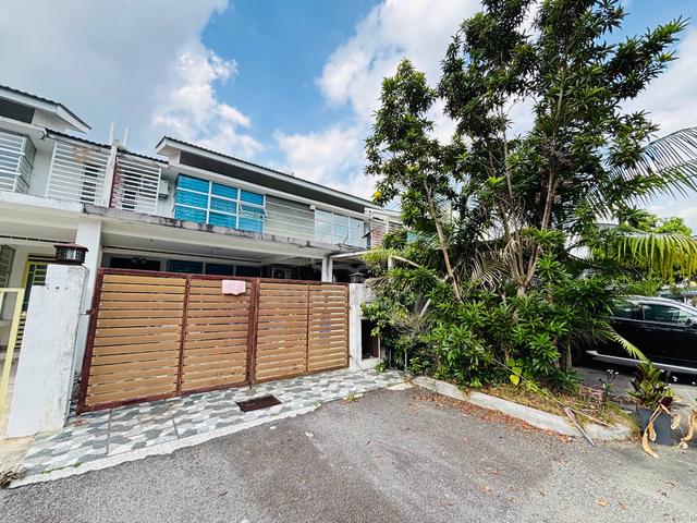 FREEHOLD RENOVATED EXTENDED KITCHEN 2 Storey Terrace Taman Impiana 1