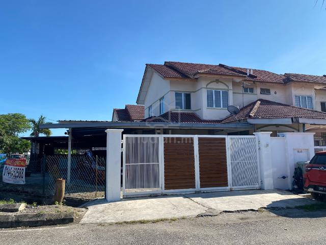Corner lot Taman Sri sementa 1