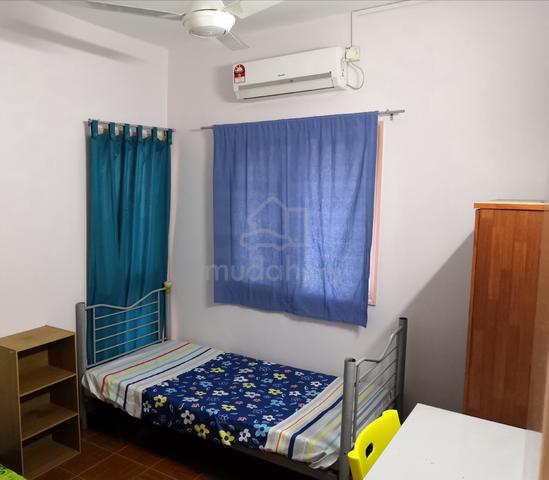 Room for male single at ss15 Subang nearby LRT, Inti university 1