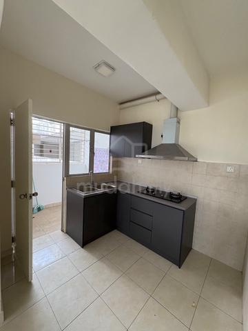 The Residence 1 @ Tiara East 1