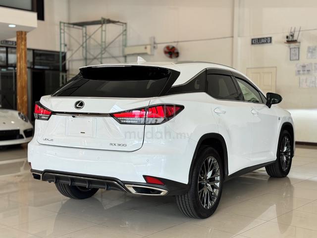 2021 Lexus RX300 F SPORT 2.0/P-ROOF REAR ELEC SEAT - 4
