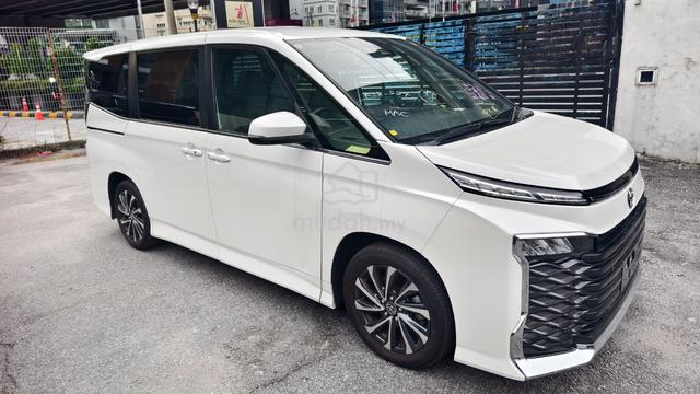 2022 Toyota VOXY 2.0 S-Z (A) - 3