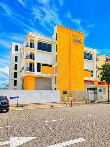 3 Storey Semi-Detached Tangkas Bukit Minyak Factory | Freehold 1