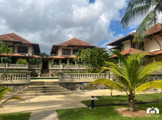 Sebana Cove / Golf Club / Townhouse / Johor Bahru / JB 1