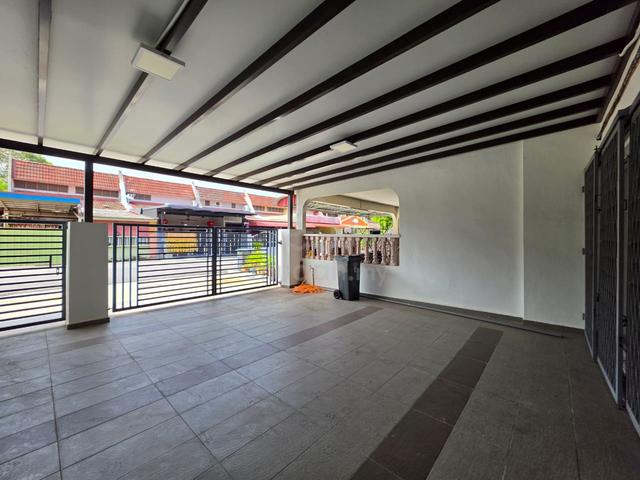 RENOVATED Single Storey Terrace Taman Bachang Baru Batu Berendam Town 1