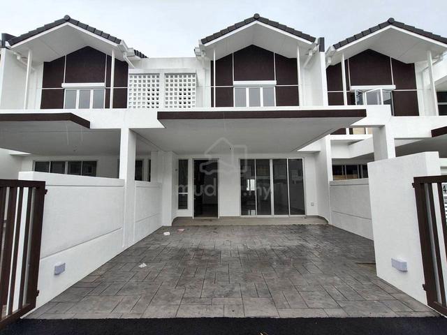 Sepang [ Owner Offer 50K Renovation Fee } Monthly 1.9K Double Storey ! 1