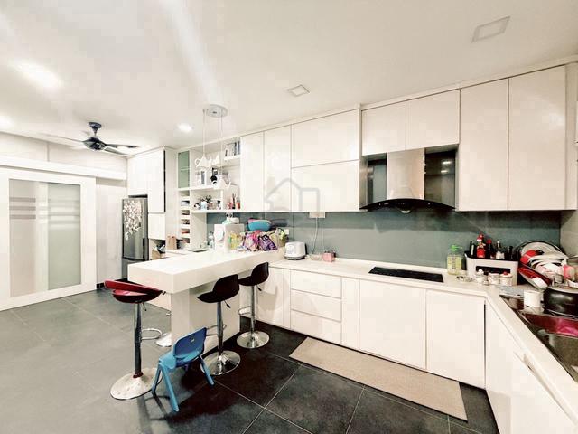 Kemuning Utama 2 storey Kota kemuning, Damai residence shah alam 1