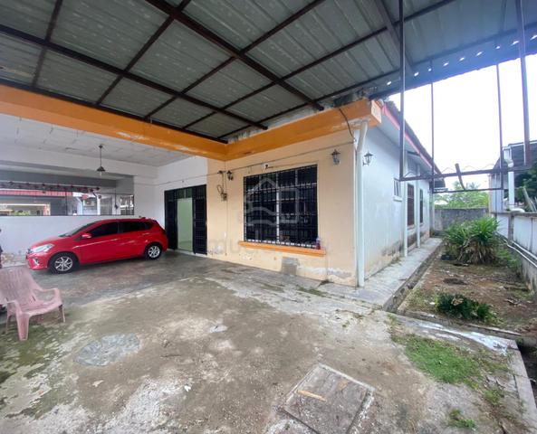 TERES  SETINGKAT -Batu Pahat -Johor 1