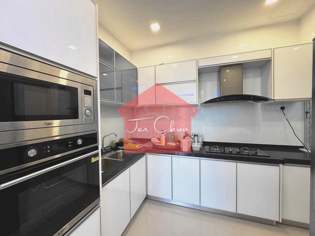 Boulevard Condominium (BLVD) 2