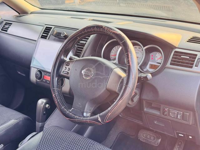 2011 Nissan LATIO 1.8 SPORT (A) - 4