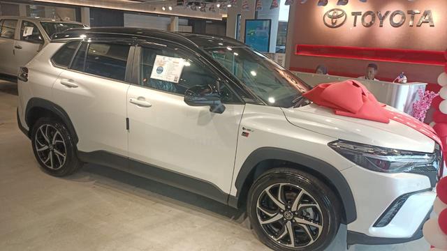 2026 Toyota COROLLA CROSS 1.8 HYBRID GR SPORT - 3