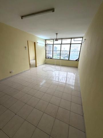 Taman Kristal 1