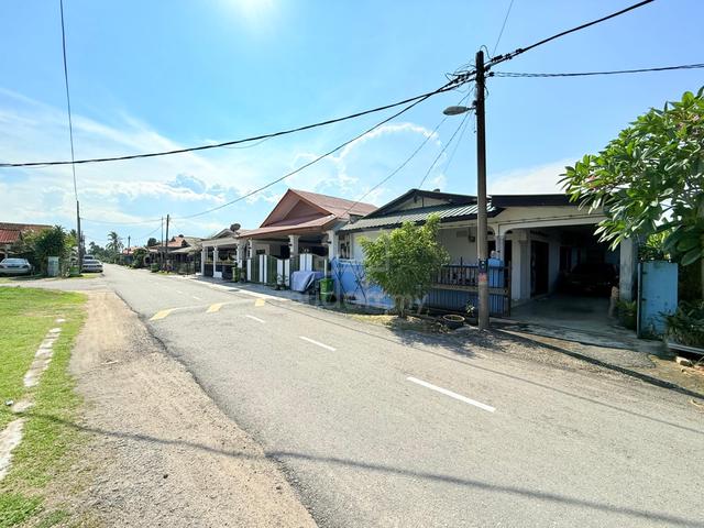 [ BAWAH HARGA PASARAN & RENOVATED ] RUMAH SEMI D SEPEKAN JAYA PEKAn 1