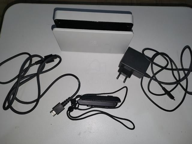 Nintendo Switch Oled SELL/SWAP - photo 2 of 6