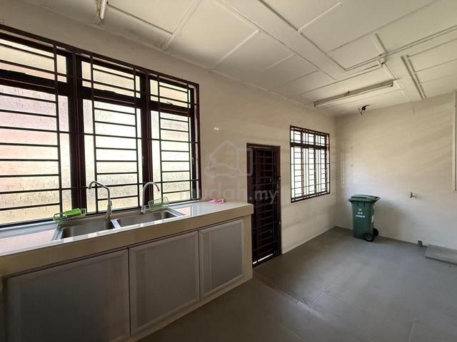 Taman perling double storey house for rent/unblock view 4
