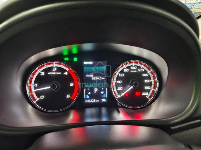 2023 Mitsubishi TRITON 2.4 VGT PREMIUM49K MILEAGE - 5