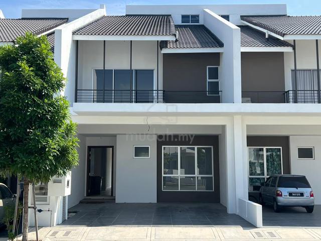 [[PARTLY FURNISHED]] 2 Storey Terrace House, Tamansari, Jasmin, Rawang 1